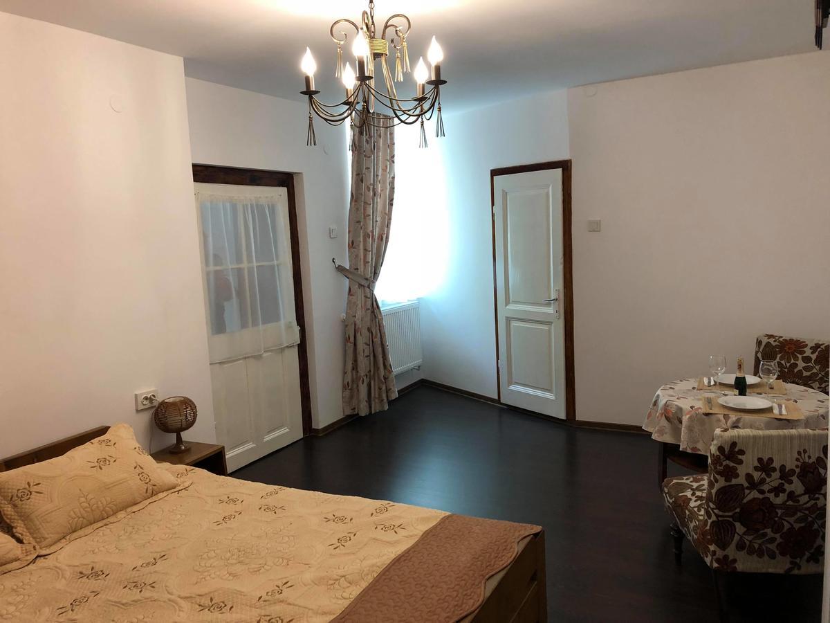 Homestay Marius Сибиу Екстериор снимка